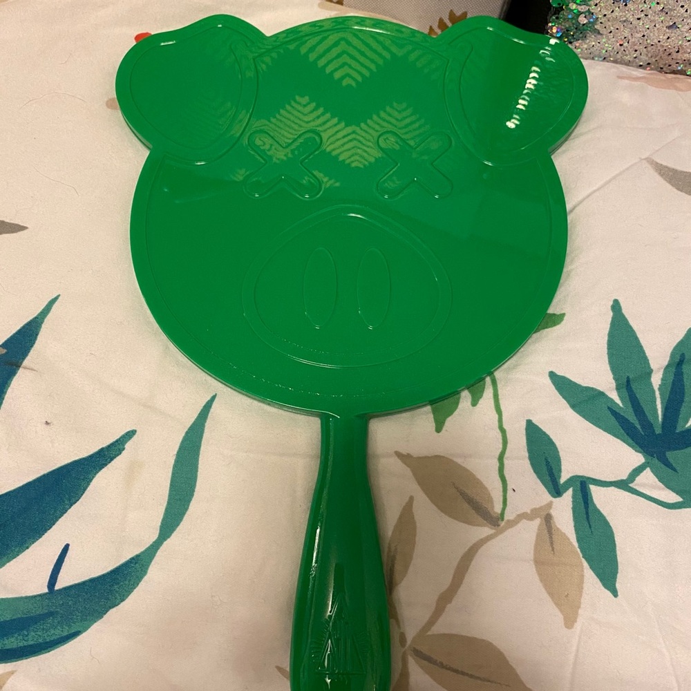 Jeffree Star X Shane Dawson green pig mirror
